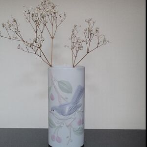Elegant Ceramic Vase with Bird Design Made In Japan
